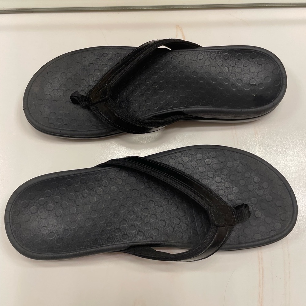 Vionic Black Sandals - image 3